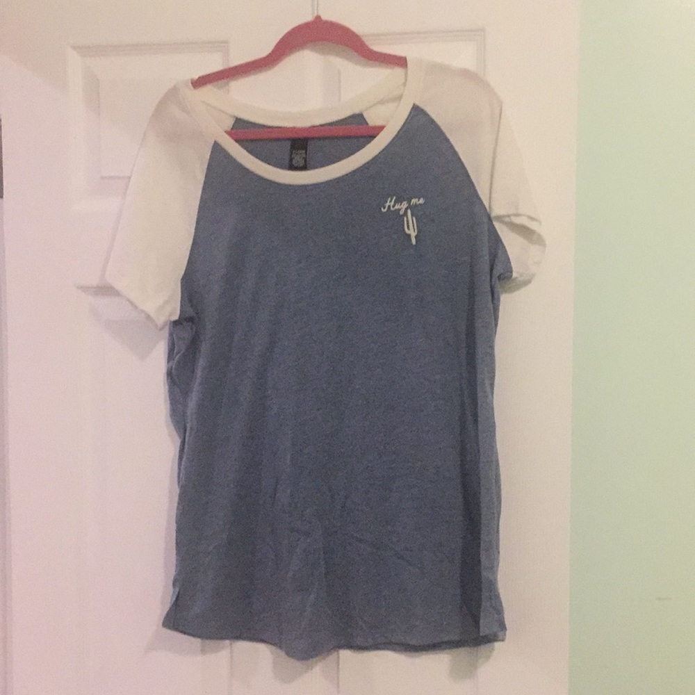 Rue21 t-shirt